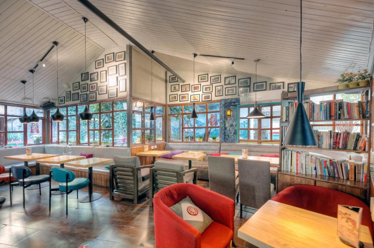 Kunming Upland International Youth Hostel Near The City Center ,2 Mins Walk To The Subway, 2 Mins Walk To The Green Lake, Close To Yuan Tong Temple, Old Street, Yunnan University, Convenient Payment And Visa Cards Are Accepted Exterior foto