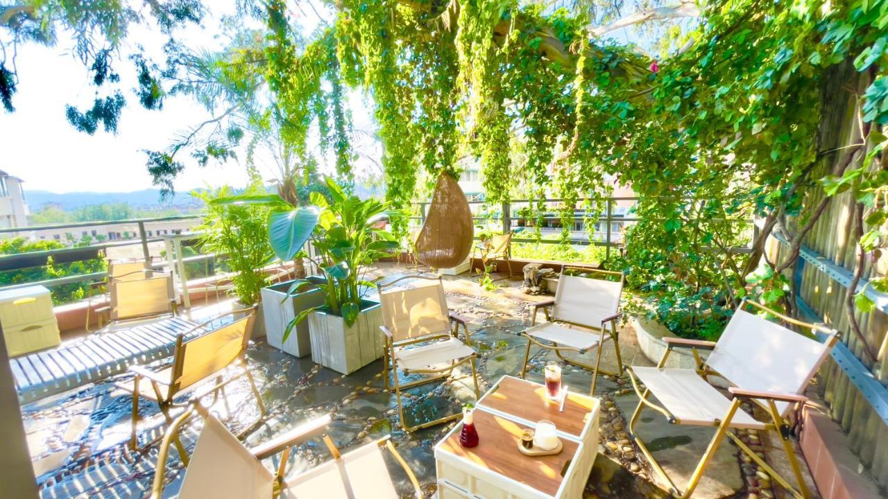 Kunming Upland International Youth Hostel Near The City Center ,2 Mins Walk To The Subway, 2 Mins Walk To The Green Lake, Close To Yuan Tong Temple, Old Street, Yunnan University, Convenient Payment And Visa Cards Are Accepted Exterior foto