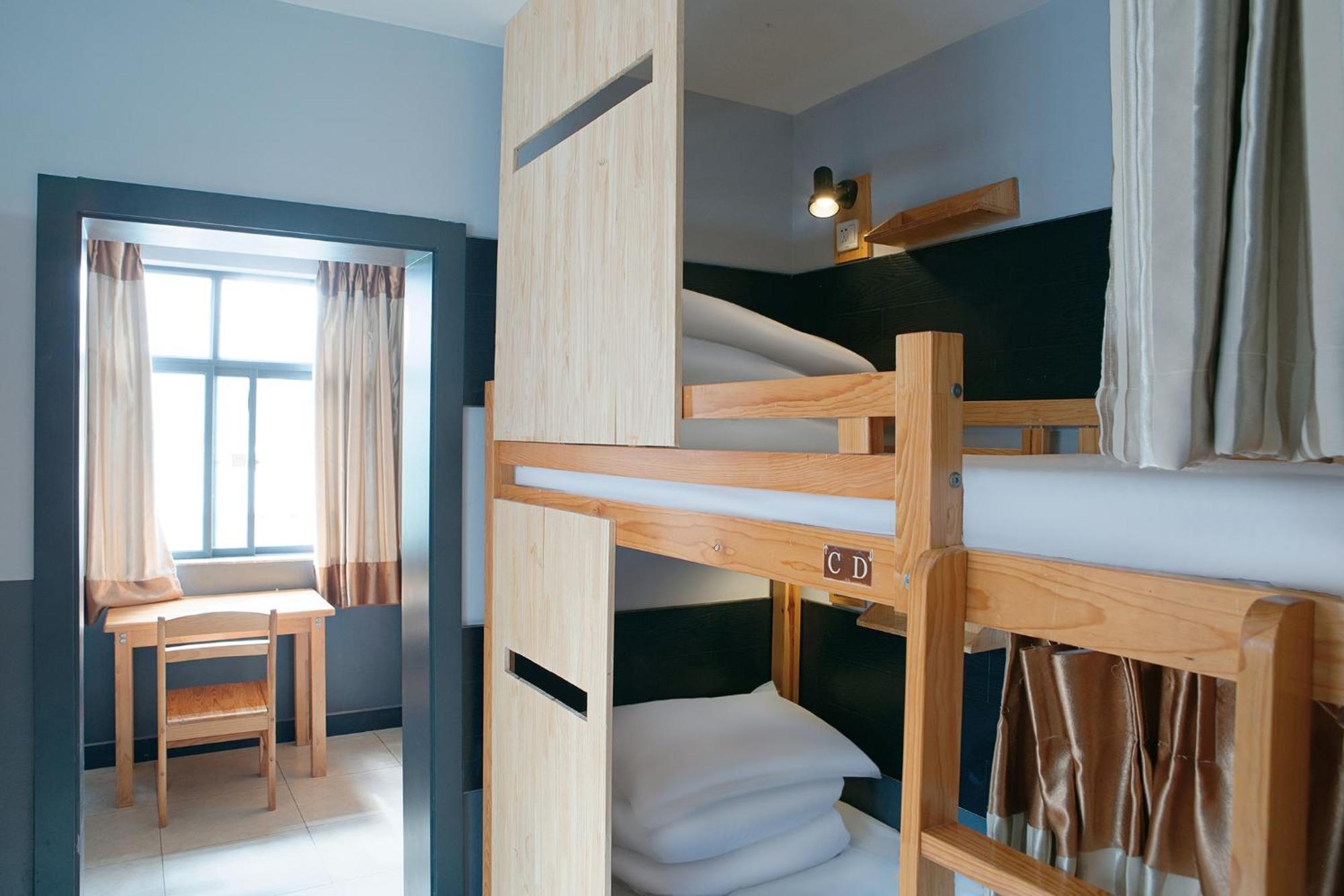 Kunming Upland International Youth Hostel Near The City Center ,2 Mins Walk To The Subway, 2 Mins Walk To The Green Lake, Close To Yuan Tong Temple, Old Street, Yunnan University, Convenient Payment And Visa Cards Are Accepted Exterior foto